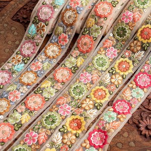 【全6色】チロリアンテープ　メーター売 - 金糸が美しい　　更紗模様のゴーダ刺繍〔幅:約3.7cm〕 - レトロ