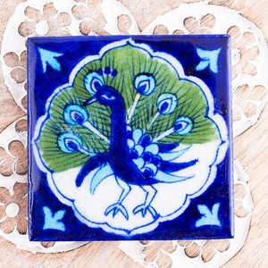〔7.5cm×7.5cm〕ブルーポッタリー ジャイプール陶器の正方形デコレーションタイル 孔雀