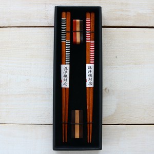 ☆贈答・ギフト・プレゼントに！【木製】chopsticks 2set with rest/2膳箸セット 箸置き付　シマ