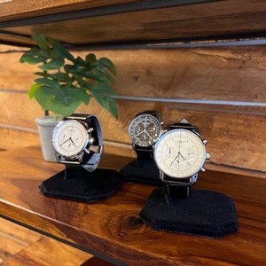 4ダイヤルカレンダーシルバーウォッチ　全3色　アクセサリー　ユニセックス　腕時計　アナログ式