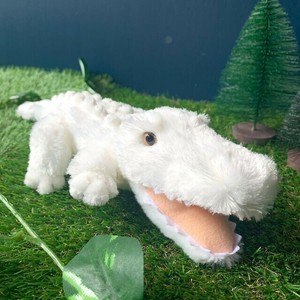 ふわふわワニ　M　ホワイト　ぬいぐるみ　水生生物