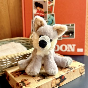 ソフィーワンダーランド オオカミ　ぬいぐるみ