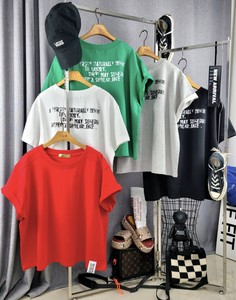 【2024春夏新作】バックレタリングTシャツ