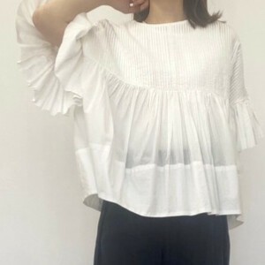 Button Shirt/Blouse Pintucked Pullover