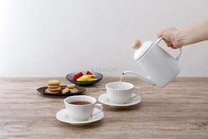 PLUS Fuji-horo Coffee Drip Kettle White