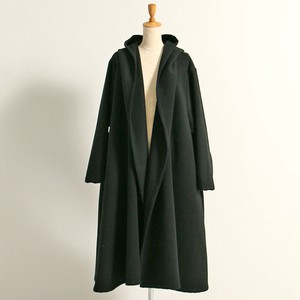 Pre-order Coat black