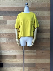 T-shirt Pleats Design Back Tops Buttoned