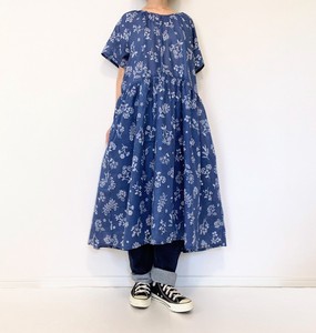 【handmade】Stitch embroidery style Flower pattern one-piece dress　 short  sleeve　green