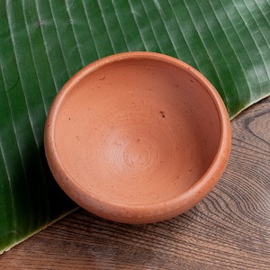 サラダボウル スリランカ伝統の素焼き食器 テラコッタ製 直径15.5cm程度