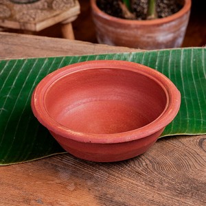 ワラン - スリランカ伝統の素焼き鍋 walang テラコッタ製 直径21cm程度
