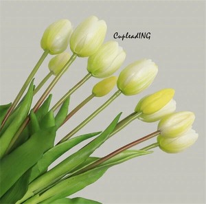 ≪予約商品≫早い者勝ち 模造花 家具 エレガント リビングルーム 保湿 花束 チューリップ 造花 5本の花