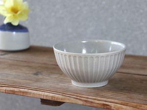 美濃焼　茶碗　Sinogi