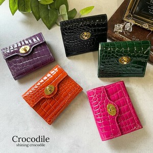 お買い得‼【クロコダイル　二つ折り財布】コンパクト財布 シャイニング仕立て 開運 金運 福財布