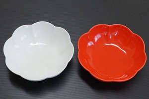 有田焼 深皿 白釉 赤釉 皿 日本製 菊割 花型