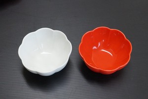 有田焼 小鉢 白釉 赤釉 鉢 日本製 菊割 花型