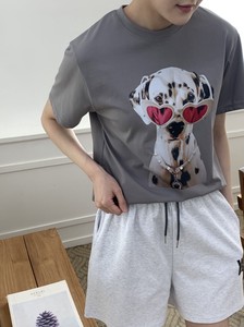 【2024春夏新作】スタッズデザインサングラスドッグプリントTシャツ