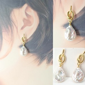 Pierced Earringss Asymmetrical Made in Japan