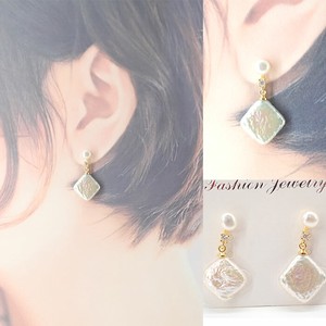 Pierced Earringss Asymmetrical Made in Japan