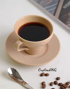【定番商品】激安セール 陶磁器カップ コーヒーカップ プレゼント 牛乳カップ おしゃれな 手で花を引く