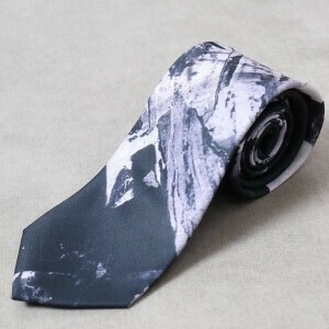 Tie black