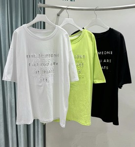 【2024春夏新作】ミラーシルバーエンボスレタリングTシャツ