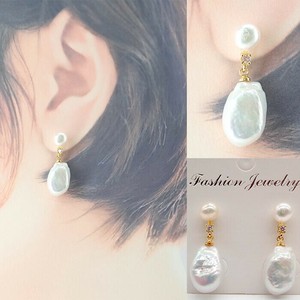 Pierced Earringss Asymmetrical Made in Japan
