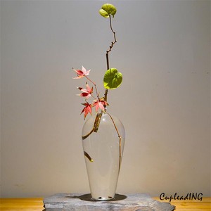 ＜人気商品＞INSスタイル 芸術の置物 ガラス花瓶 透明な花瓶