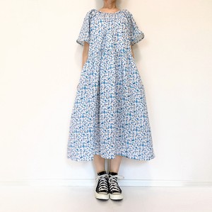 【handmade】Small blue floral print　short sleeve dress 　Cotton linen　Ayano Ichiyanagi