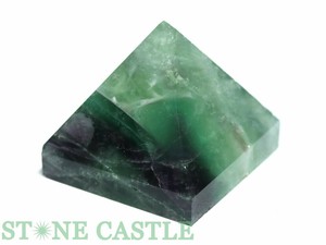 ☆一点物☆【置き石】ピラミッド型 フローライト 約40mm No.24 ★特価★ 【天然石 パワーストーン】