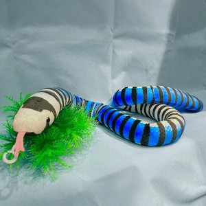 ヒロオウミヘビ　ぬいぐるみ　水生生物