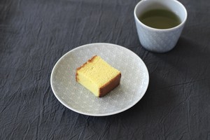 Small Plate Hemp Leaves