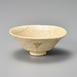 伊賀志野平夏茶碗(木)(手造り)　美濃焼 日本製