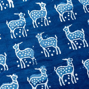 Fabrics Indigo Deer 1m