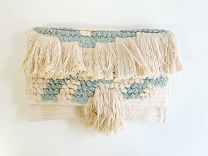 ⑥【SALE★在庫限り】ジャガードフラップクラッチバッグ（手織り生地）/ GRAY