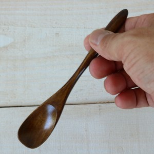 ☆ちょっと長めです！【特価品・木製・限定品】長めのデザートスプーン　スリ濃茶