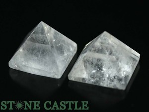 【置き石】ピラミッド型 約25mm 水晶 (2個セット) ★特価★ 【天然石 パワーストーン】