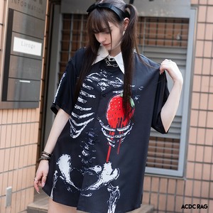 [半袖]タレストロベリーシャツ ダーク パンク 病みかわいい 原宿系 原宿