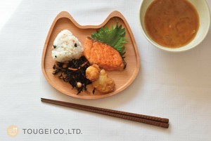 Mio ﾌﾟﾚｰﾄ　木製食器/ネコ/ナチュラル/ギフト/プレート