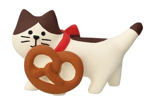 パン運び子猫  プレッツェル