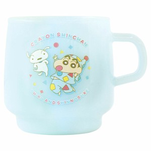 クレヨンしんちゃん　ミルキープラカップ　パジャマ