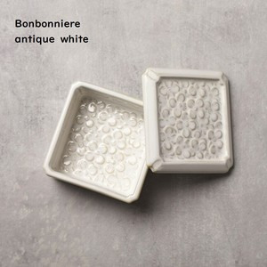 【Ortensia オルテンシア】 ボンボニエール 蓋つき陶製BOX アンティークホワイト 美濃焼 日本製 Felice