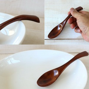 ☆持ち手のカーブが特徴・深皿に置きやすい【おすすめ・特価品・限定】wooden/ロングレンゲ　スリ茶