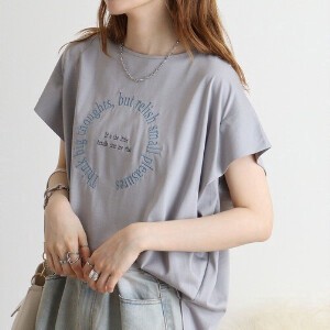 T-shirt Circle Embroidery