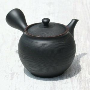 常滑焼（とこなめやき）　黒窯変丸型トビカンナ急須　セラメッシュ（陶製茶こし）