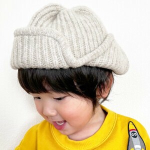 Beanie Acrylic