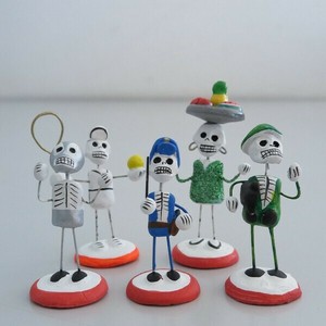 Figurine