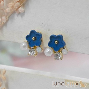 イヤリング レディース 花 フラワー 青 キラキラ パール 小さめ 上品 可愛い E