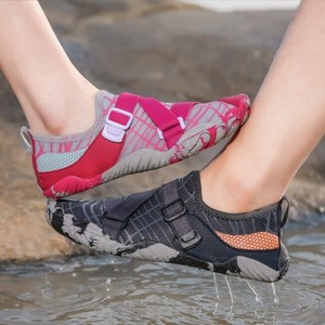 渉水靴 登山靴 サーフィン漂流 徒歩ロッククライミング靴 メンズ レディース ファッションBQ5010