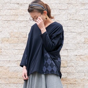 Tunic Design V-Neck