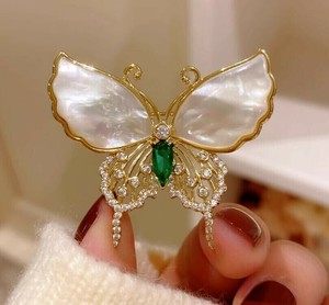 ちょう ブローチ レディース アクセサリー   XZ193# BQ169
